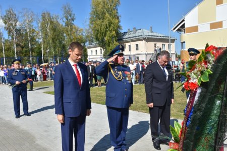 Помним и гордимся: в День знаний в Нижегородском кадетском корпусе открыли Мемориальный комплекс в честь выпускников, погибших в ходе СВО