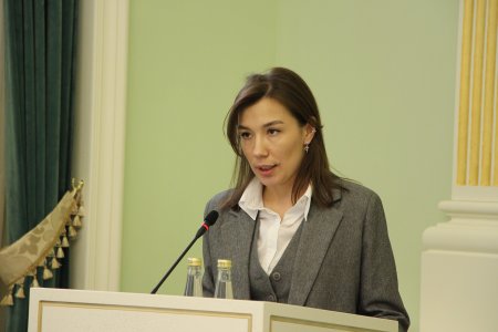 Министр молодежной политики на окружном уровне поделилась опытом взаимодействия с учебными заведениями