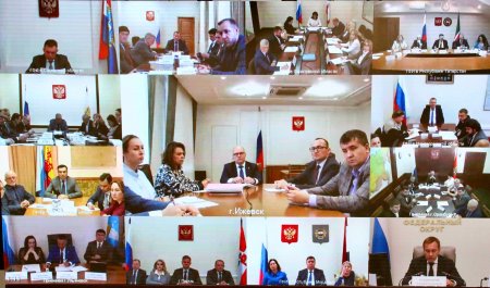 Вопросы развития внешнеторговой деятельности обсудили на окружном заседании Комиссии по улучшению инвестиционного климата