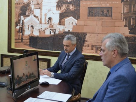 Главный федеральный инспектор провел видеоприем жителей Лебяжского района