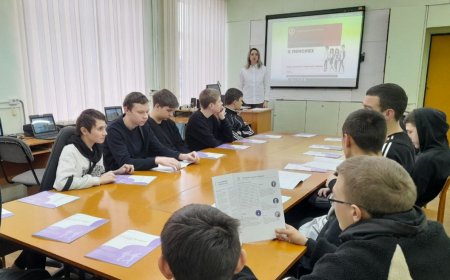 Клиентская служба СФР в Санчурском районе проводит Дни пенсионной грамотности для молодежи.